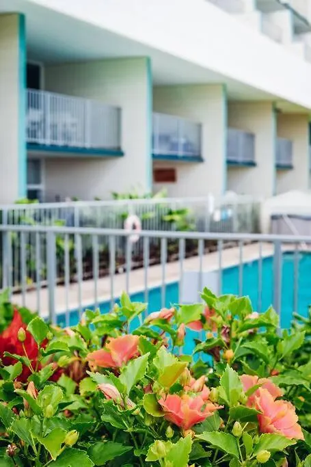 Modern 2 Bedroom Ground Floor Getaway Hau'ula USA