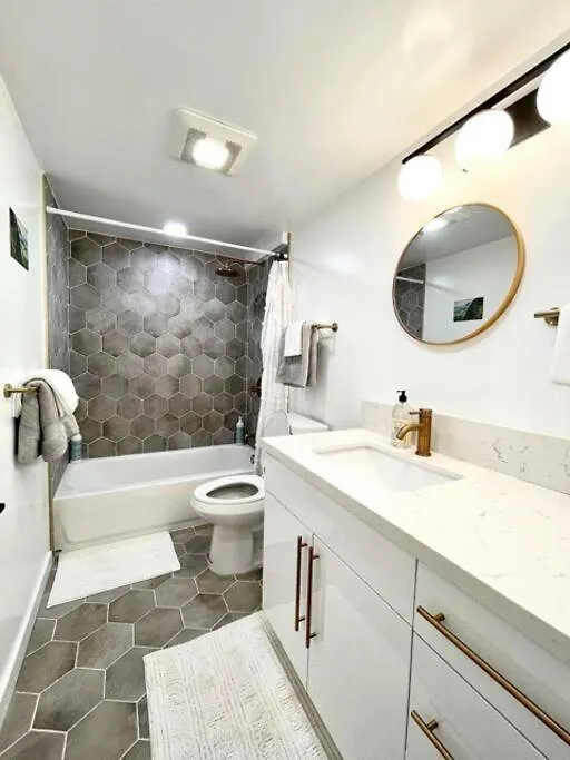 Modern 2 Bedroom Ground Floor Getaway Hau'ula
